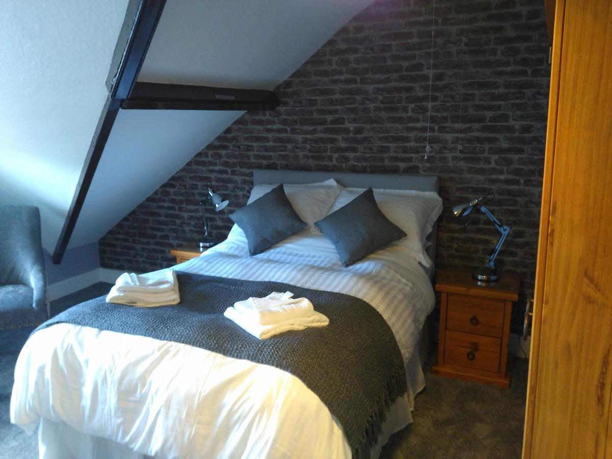 フィッシュガード Tara Bed & Breakfast エクステリア 写真